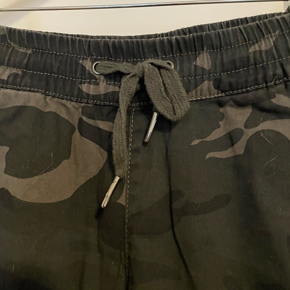 Design Lab Camouflage High-Rise Cotton Jogger Pants Size Small EUC - Picture 5 of 10